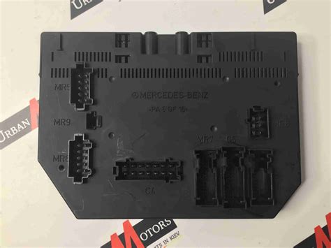 Блок предохранителей (блок реле) Mercedes W221 S-Class a2215401001: 71 ...