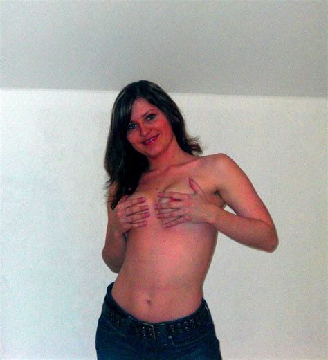 Amateur Photos 6767 Nude Photos6848 18322 Porn Pic