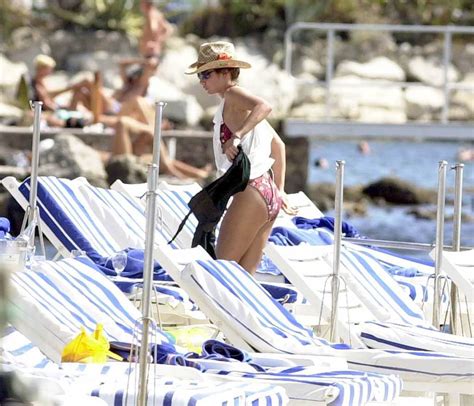 Naked Имбрулья Added by hattilah