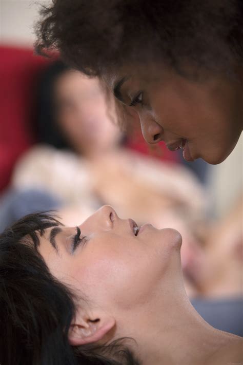 Sexy Lesbian Therapist Cindy Hope Enjoying All Girl Interracial Cunnilingus CoedCherry