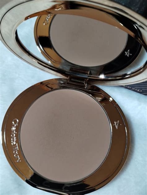 Charlotte Tilbury Airbrush Bronzer Matte Bronzing Filter For Face