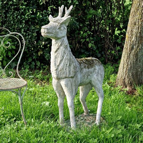 Proantic Mossy Cement Deer