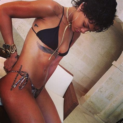 Rihanna Bikini Instagram Babe DrunkenStepFather