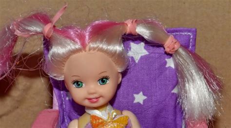 Kostenlose Bild blonde Haare Puppe Kunststoff schöne blond