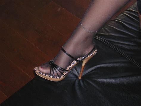 Jovencita Morena Amateur Con El Chocho Peludo Set01650099 Foto Porno