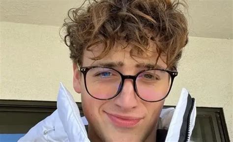 Benson Boone Height: A Key Aspect Of His Rising Stardom|Greek Buzz