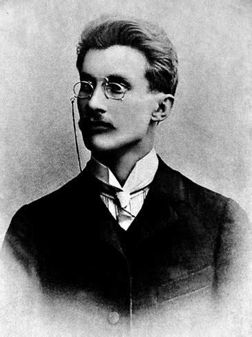 Чоловік із душею дитини - UAHistory