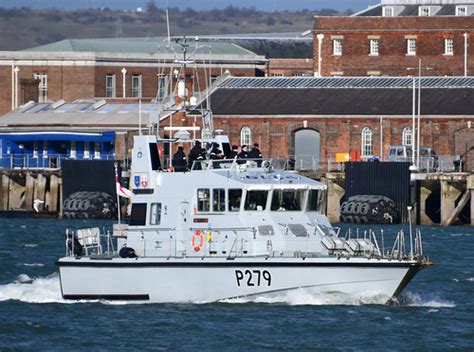 Hms Blazer P279 Archer Class P2000 Type Patrol And Trai Flickr