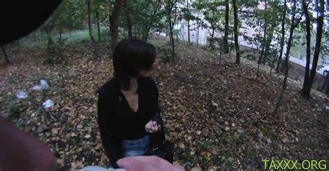 Spicy Bimbo Lindsey Olsen Does Porn