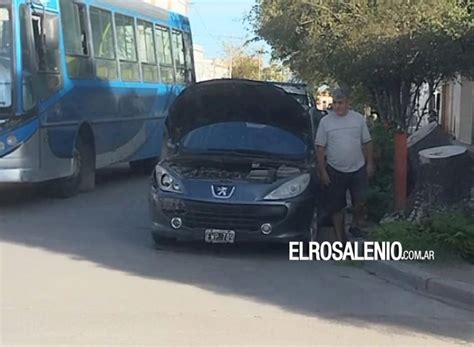 Choque De Auto Y Camioneta En El Macrocentro El Rosalenio Digital