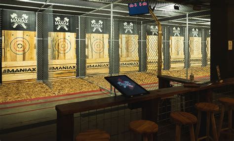 Axe Throwing, Pizza & Drink Package at Maniax Axe Throwing Brisbane ...