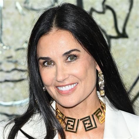 Demi Moore Se Hace Viral En Instagram Con Sus Fotos En Bikini A Sus A Os Lo Veo Por Aqu