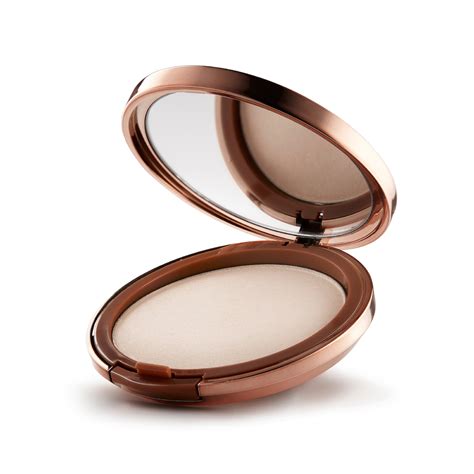 Nude By Nature Mattifying Pressed Powder Douglas
