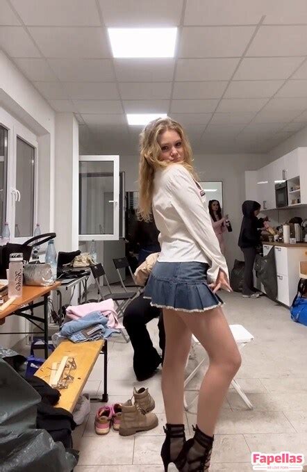 Chiara Tews Aka Chiaratews Nude Leaks Fapellas