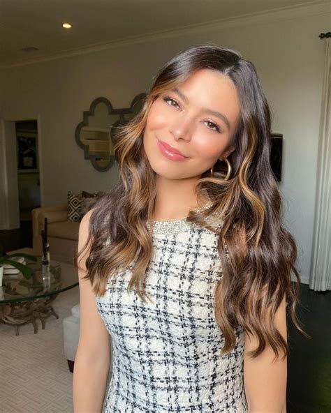 miranda cosgrove  celebmafia