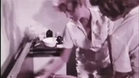 La Milf Und La Troietta Episode 1 XHamster