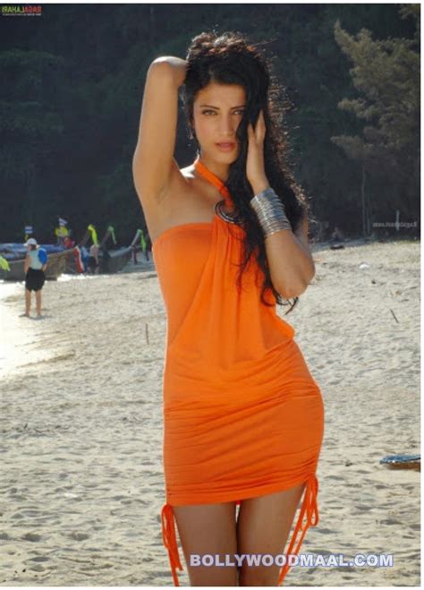 Southern Beauty Shruti Hassan Super Hot And Sexy Images