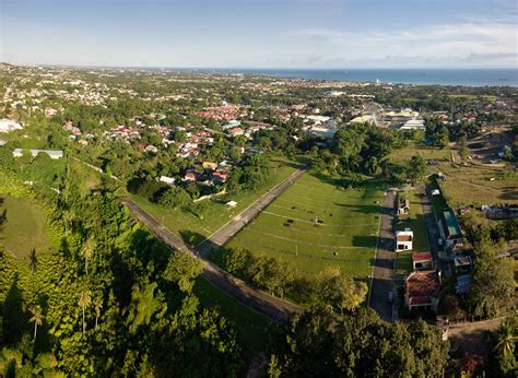 Desert memorial park becomes a sanctuary for local historical figures 16