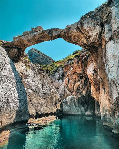 Arco Azzurro, Italy - Beach Guide, Info, Photos - BeachAtlas