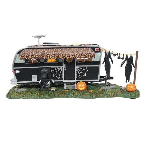 Elvira Halloween 2022