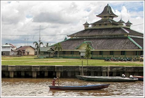 pontianak travel guide  portal  west kalimantan discover