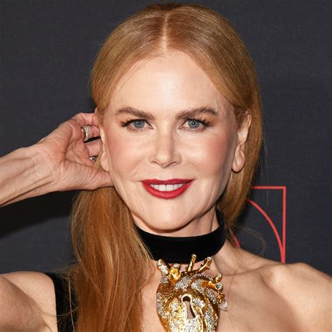 Anne Hathaway Shimmers In A Sparkly Gold Bikini Happy New Year Shefinds