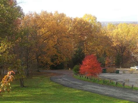 Hermitage Pa Lake Wood Apt In Fall 1 Photo Picture Image