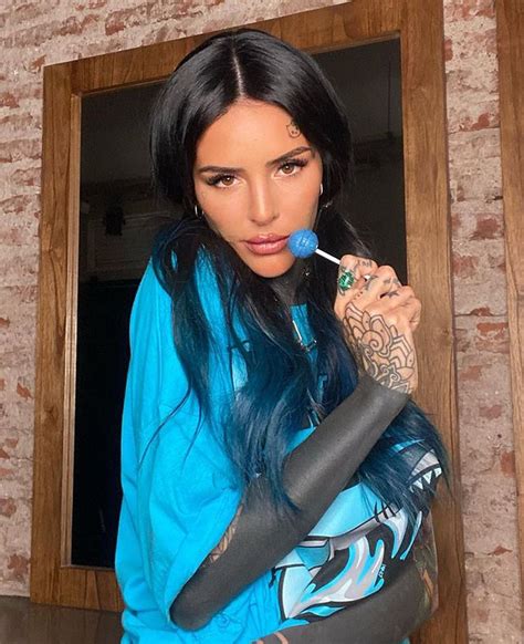 Cande Tinelli Se La Jug Por Un Cambio De Look Colorido Y A Sus Fans