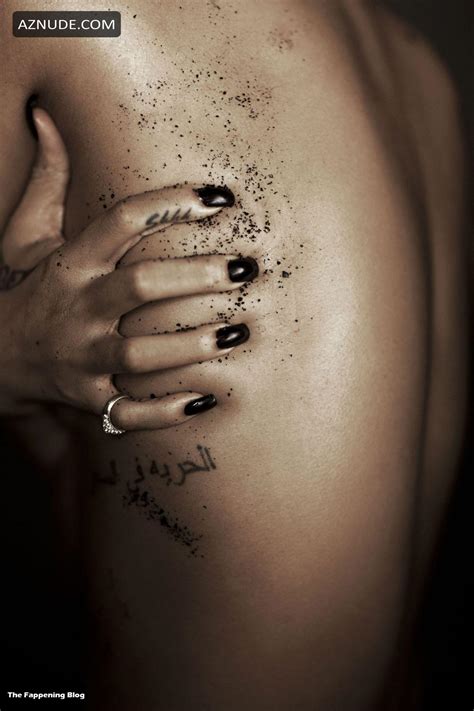 Rihanna Sexy Poses Naked Showing Off Her Gorgeous Figure In A Photoshoot For Esquire Magazine