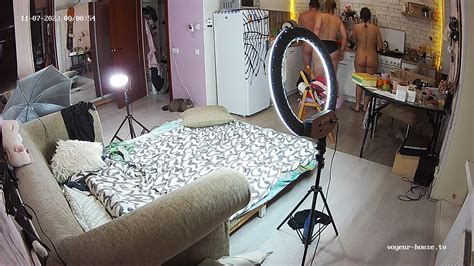 Watch Naked People Rachel Ross Galina Naked Dinner 2023 11 06 Naked People With Rachel Ross