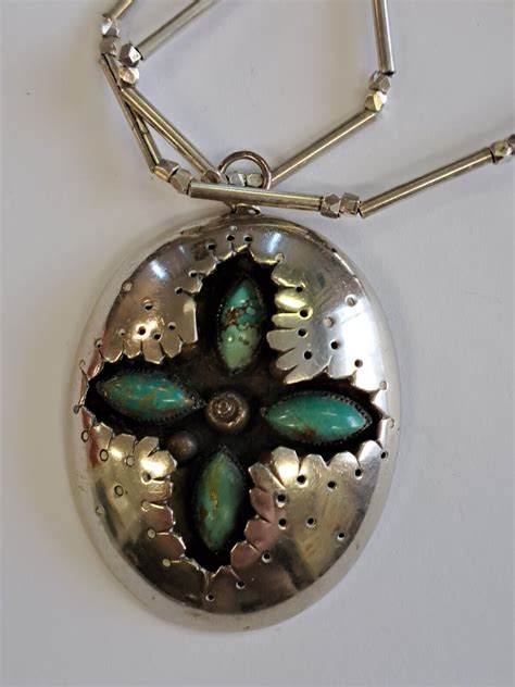 Native American Navajo Shadow Box Turquoise Sterling Gem