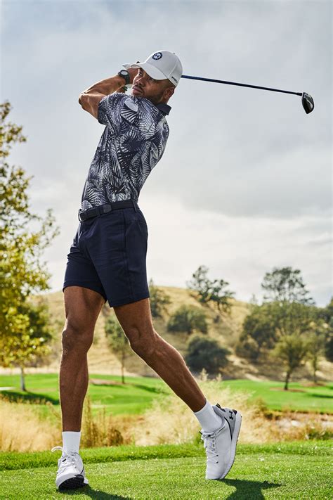 Snygga Och Funktionella Golfkläder Från Under Armour