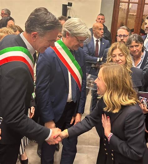 Il Premier Giorgia Meloni Firma Laccordo Di Coesione Tra Governo E