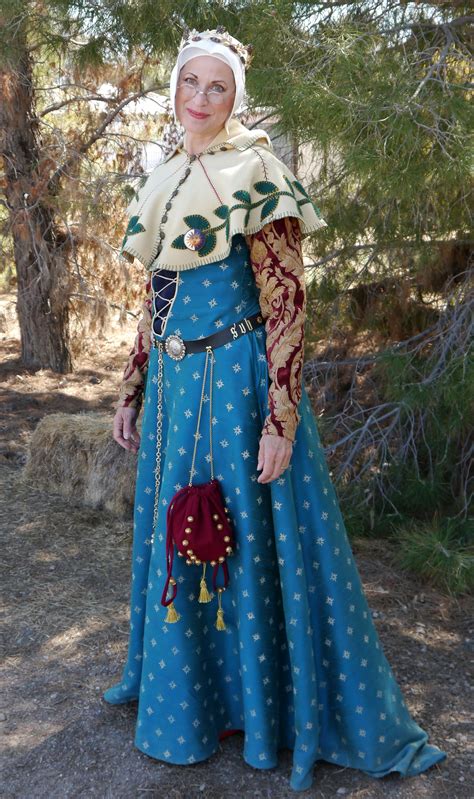 Angele Plaisancediane Lynn In 15th Century French Working Class Gown