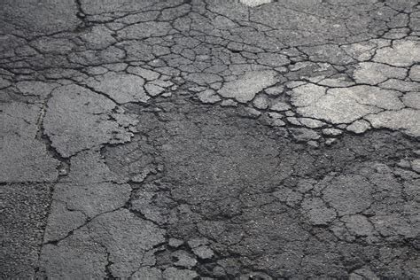 Cracked Pavement When To Worry Sunrise Asphalt