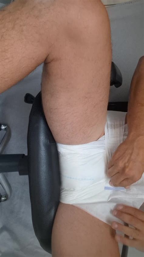 Insertion Giant Ass With Diarhee Fluide ThisVid