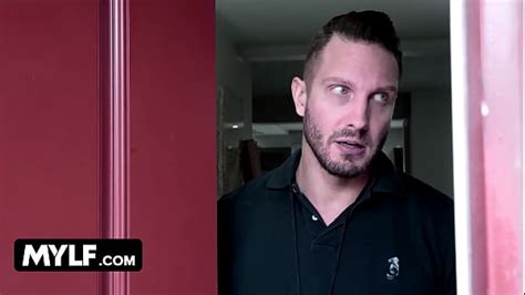 Tank Top Videos XVIDEOS