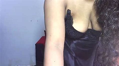 Yourdikshi Naked Stripping On Cam For Live Sex Video Chat InTheCrack