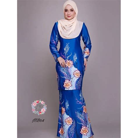 15 Fesyen Baju Kurung Corak Batik Inspirasi Top