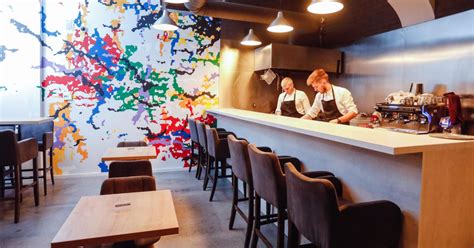 Dobra Hrana Zabavan bistro koji ne smijete zaobići ovdje je totalni hit pečeni kupus a nude