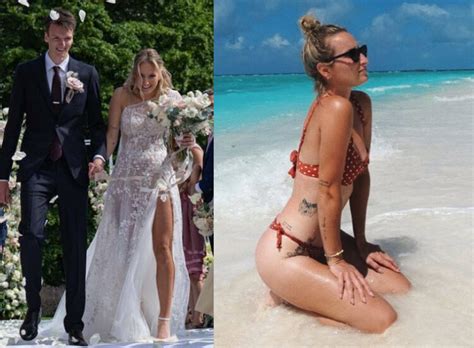 9 Hot Sexy Marketa Vondrousova Bikini Pics