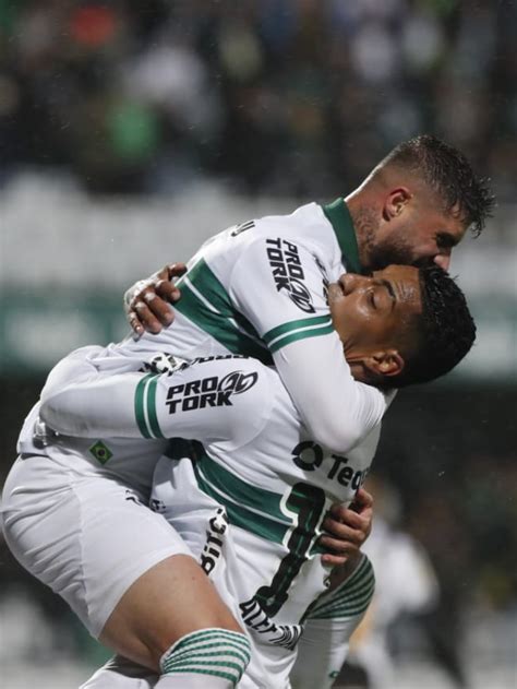 O Top De Athletico E Coritiba Na Rodada Do Brasileir O