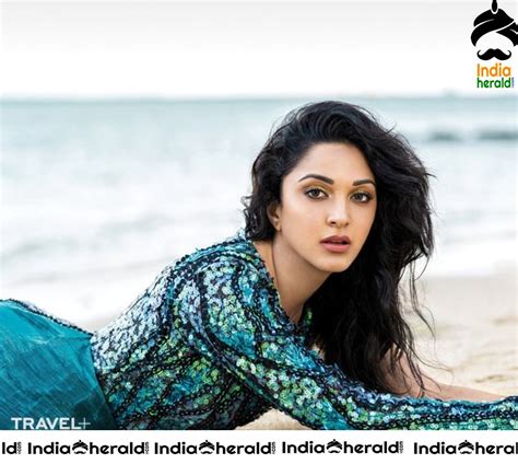 Kiara Advani Hot Tempting Photos Collection Set