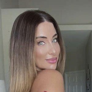 Deanna Inzano Deannai Deannainzano Nude Fapullo