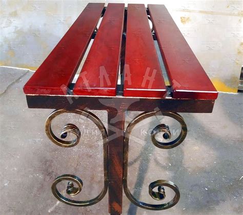 Кованая скамейка на кладбище с завитками РСК-112: купить в Москве, фото ...