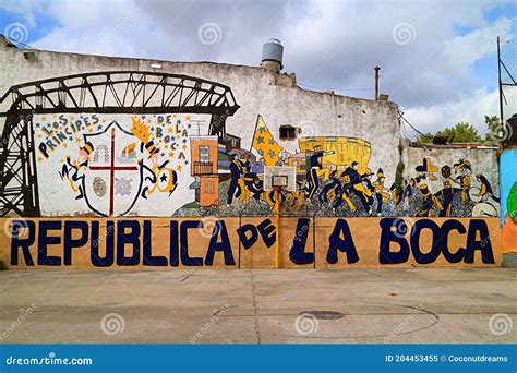 El Campo De F Tbol De La Republica De La Boca En El Barrio De Buenos