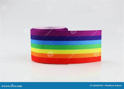 Las Cintas Arcoiris Simbolizan El Orgullo Gay Y Lgbt Foto De Archivo Imagen De Conocimiento