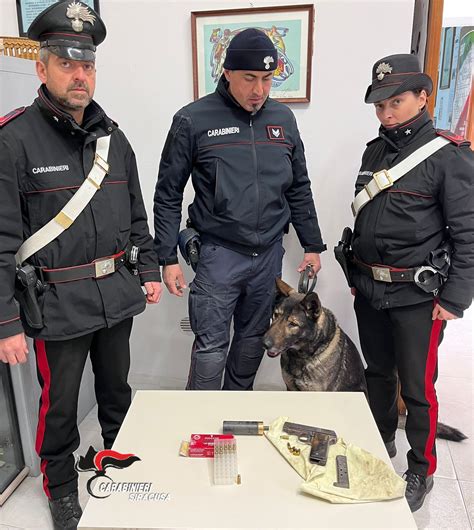 Siracusa I Carabinieri Arrestano Un Uomo Per Detenzione Di Arma