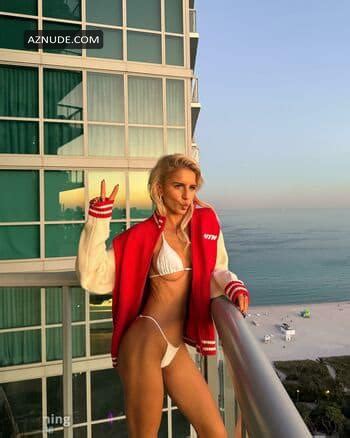 Caroline Daur Sexy And Sizzling Bikini Photos Collection AZNude