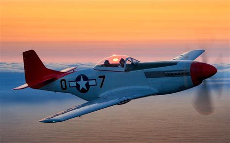 North American P-51 Mustang Cockpit 360 | Erickson Aircraft Collection